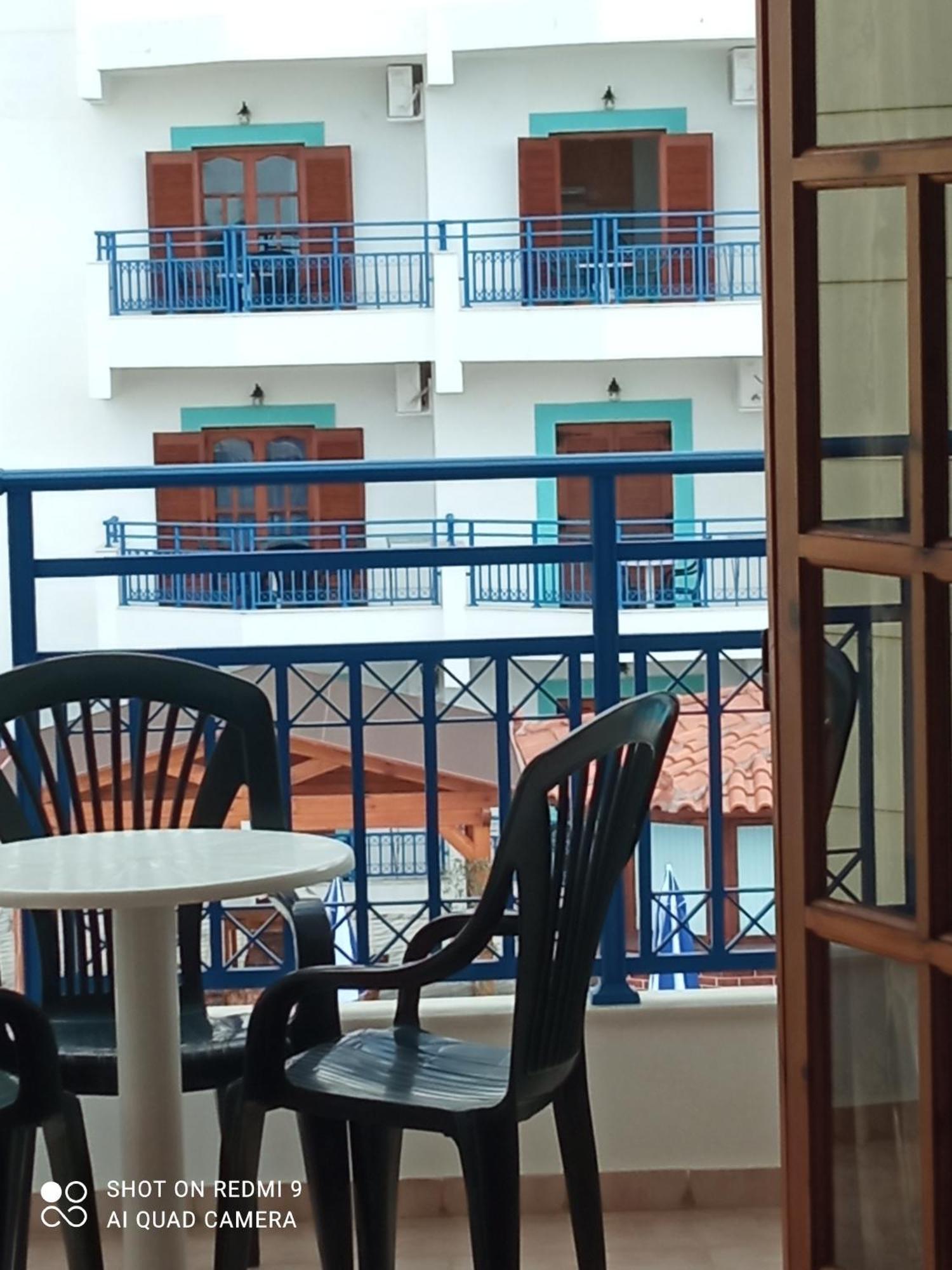 George Studios Σταλίδα Εξωτερικό φωτογραφία
