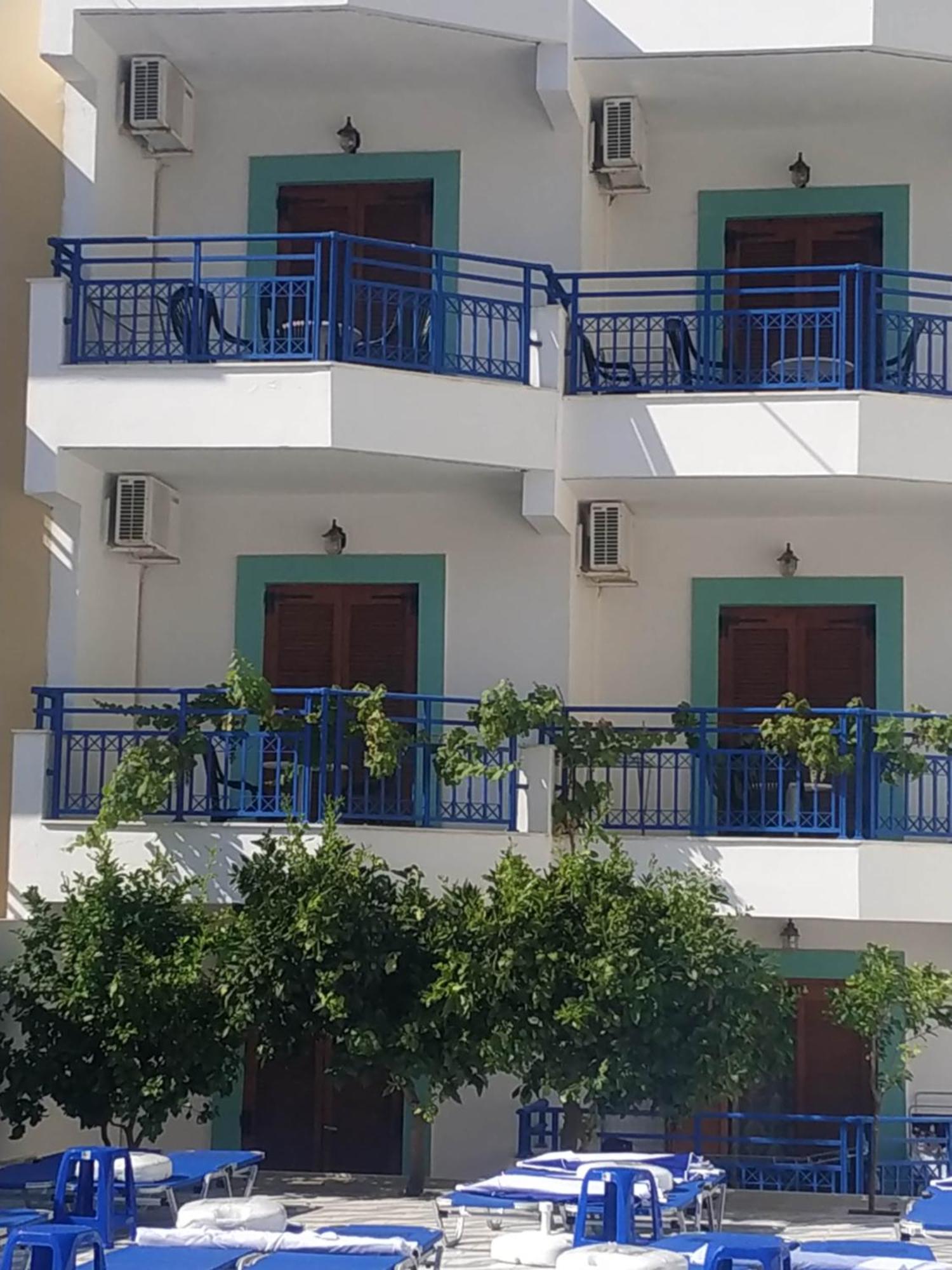 George Studios Σταλίδα Εξωτερικό φωτογραφία