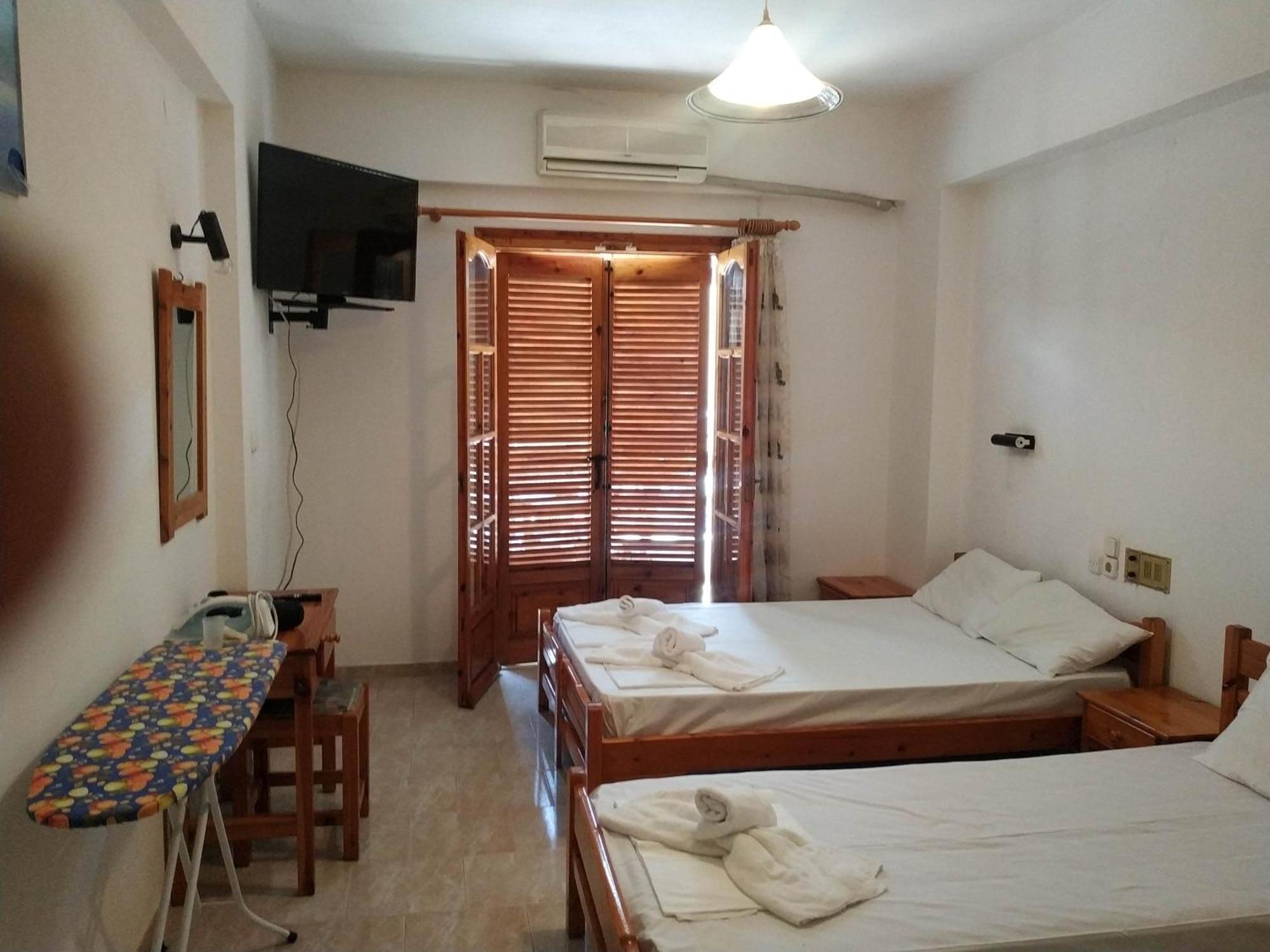 George Studios Σταλίδα Εξωτερικό φωτογραφία