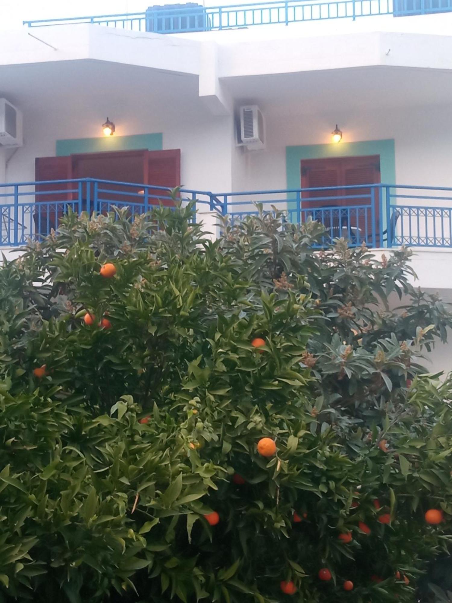 George Studios Σταλίδα Εξωτερικό φωτογραφία